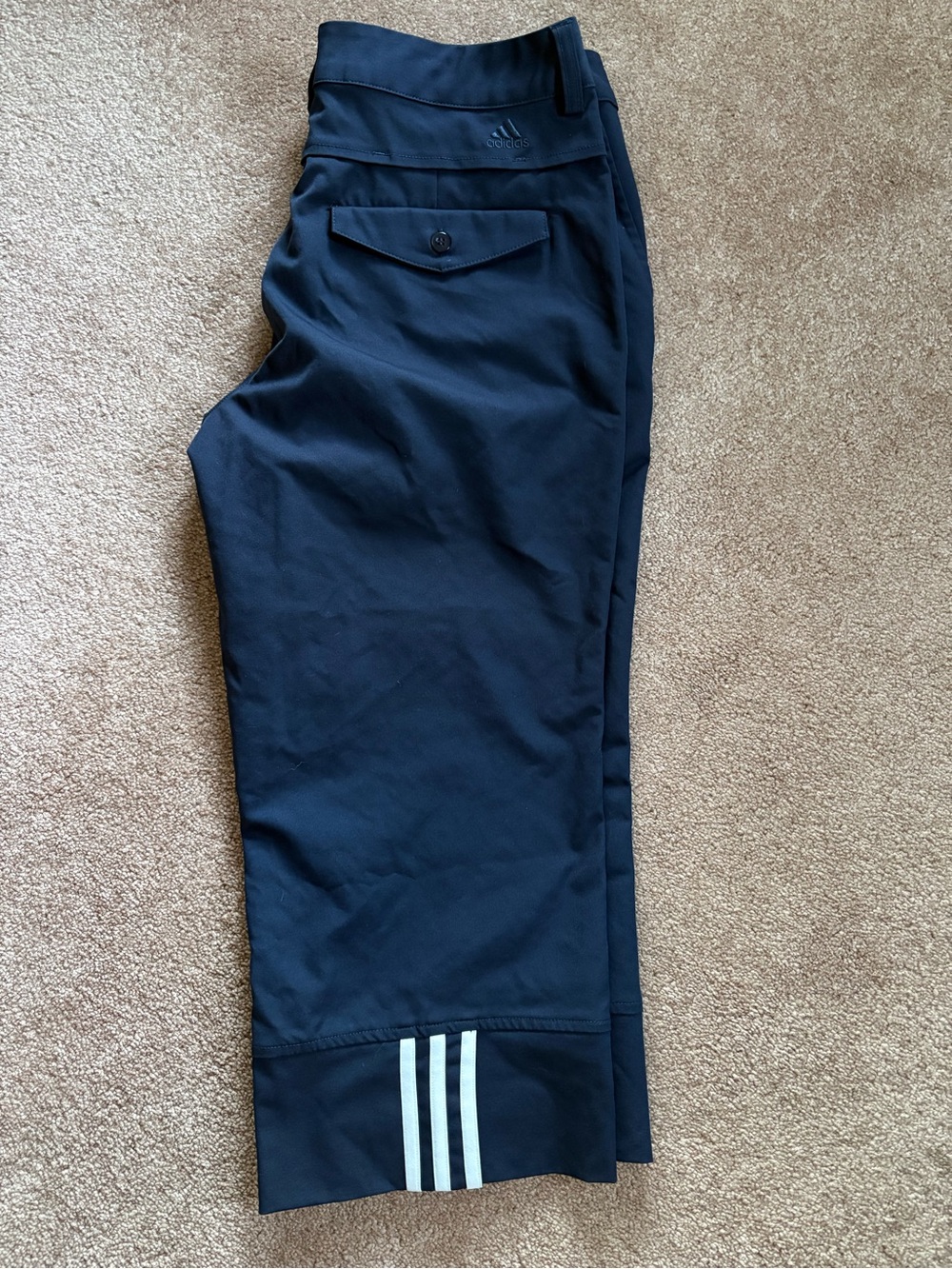 Adidas Women’s Athletic Golf capris size 4 EUC